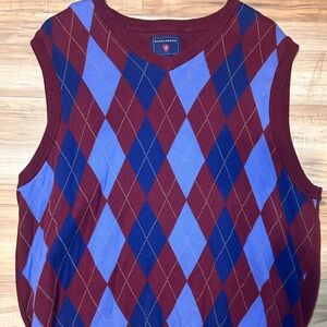 Saddlebred V-Neck Sweater Vest - Burgundy and Blue Argyle